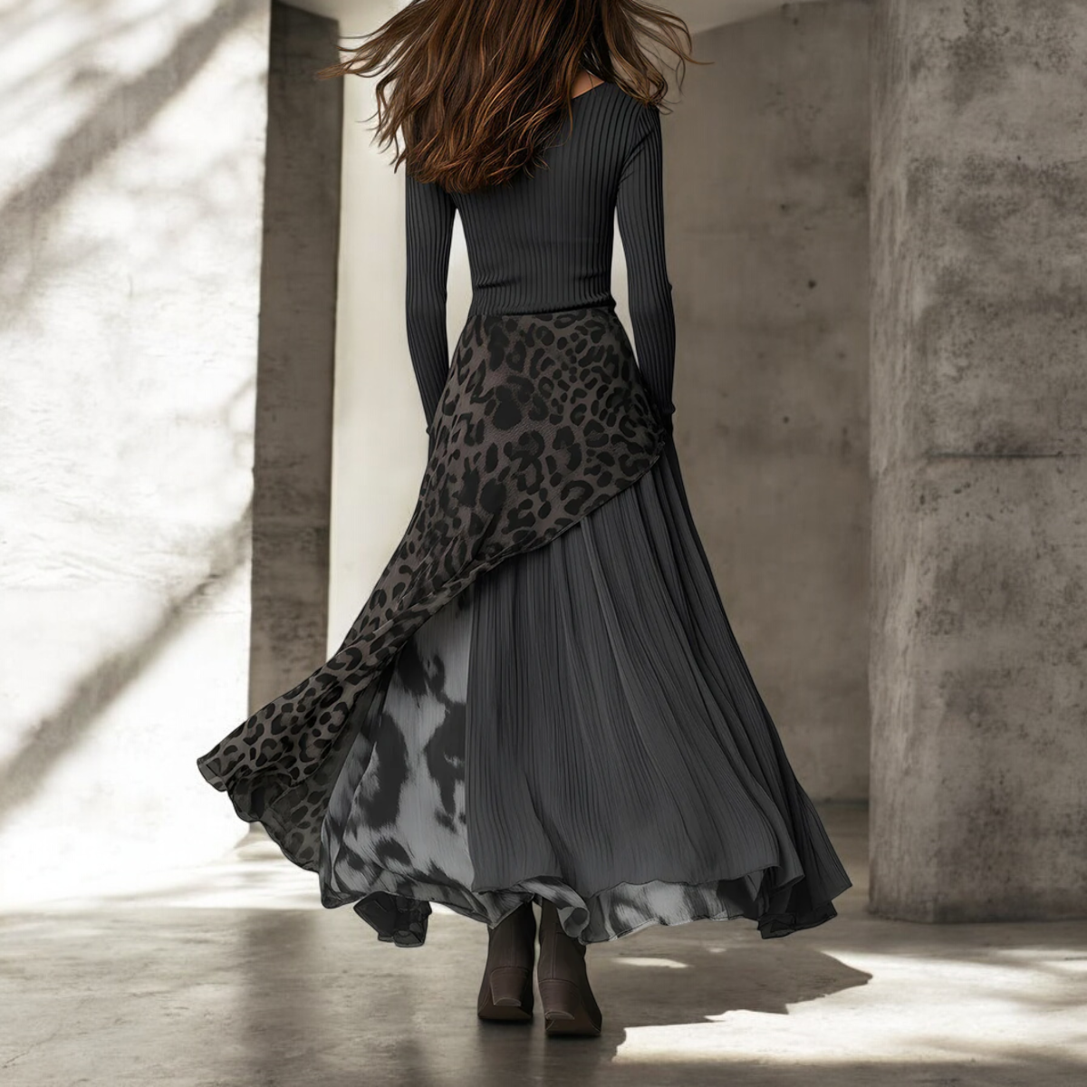 NKEM™ | Lange Jurk met Elegante Luipaardprint en Flatterende Vloeiing