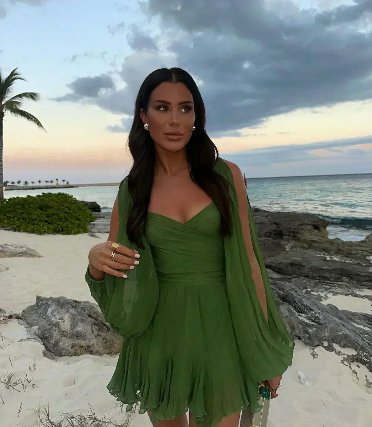 Speelse mini-jurk met ballonmouwen